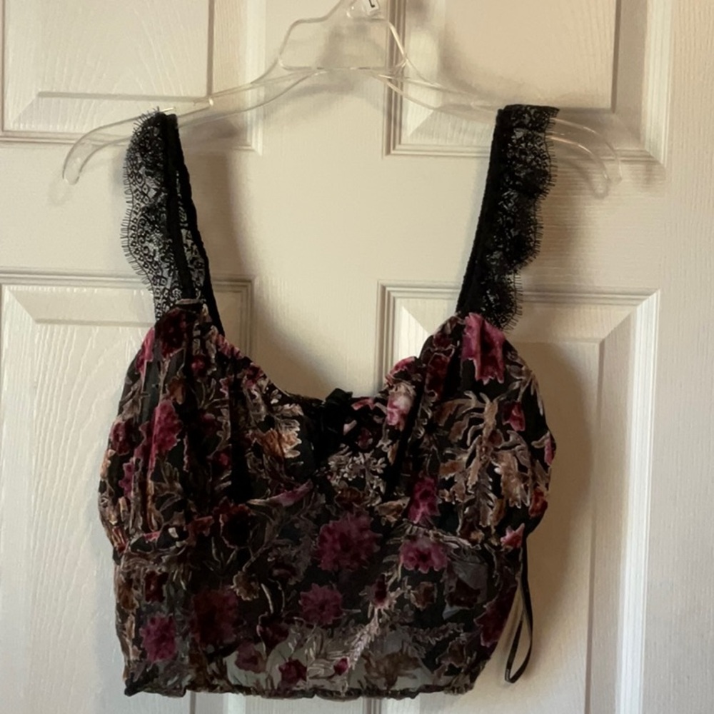 Forever 21 Women’s Boho Sheer Lace Cropped Whimsical Multi Color Top Size Large